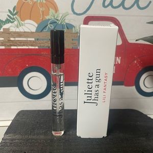 JULIETTE HAS A GUN Lili Fantasy jhag